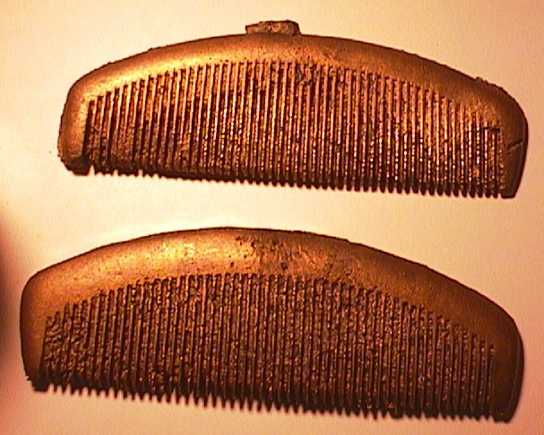 brass combs.JPG (106461 bytes)